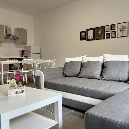 Villa Charbonnel 4 Bruxelles-Charleroi-Airport Extérieur photo
